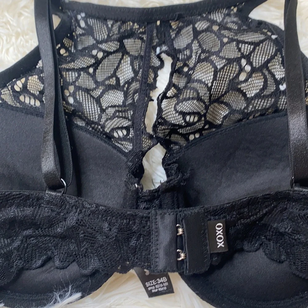 XOXO Black Lace Bra Size 34B Excellent Condition